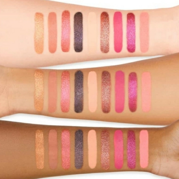 TOO FACED LIMITED EDITION YUMMY GUMMY MULTI-FINISH EYE & FACE PALETTE. - Picture 4 of 12